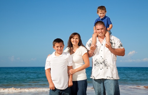 Hawai'i local family on the beach